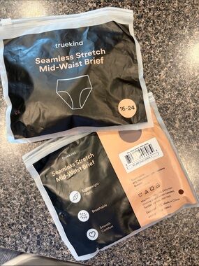 2 pair Truekind by Shapermint Seamless Mid-Waist Briefs -chocolate  Sz 16-24 NWT